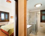 ferienwohnung-lampara-bad-und-schlafraum.jpg