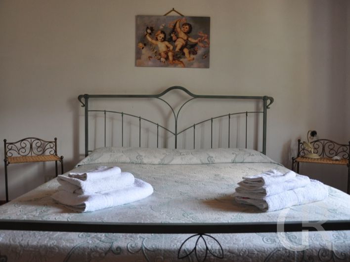 ferienwohnung-luana-doppelbett.JPG