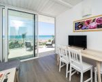 ferienwohnung-marina-wohnzimmer-mit-terrasse.jpg