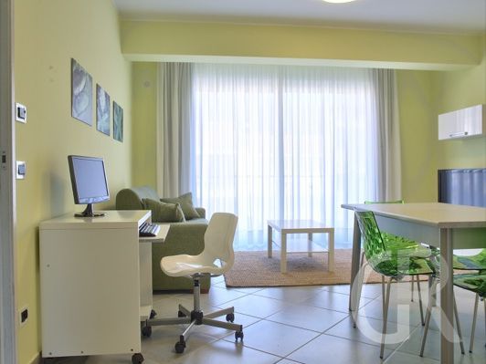 ferienwohnung-pistacchio-wohn-esskueche-mit-zugang-zur-terrasse.jpg
