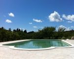 ferienwohnungen-im-agriturismo-blick-auf-den-grossen-pool.jpg