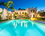 pigna-bianca-pool-am-abend.jpg
