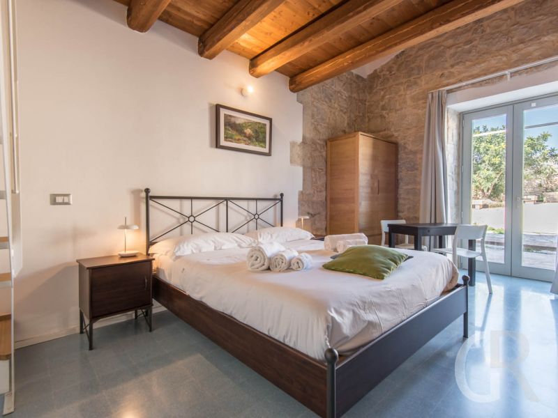 schlafzimmer.jpg
