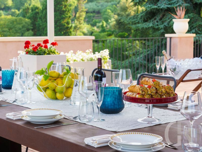 tenuta-contea-gedeckter-tisch.jpg