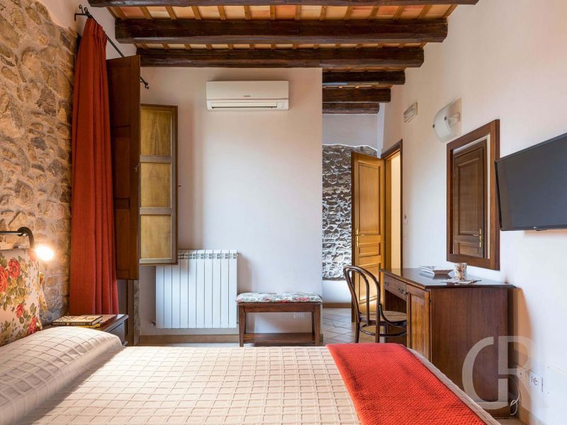 villa-ager-costa-rotes-schlafzimmer.jpg