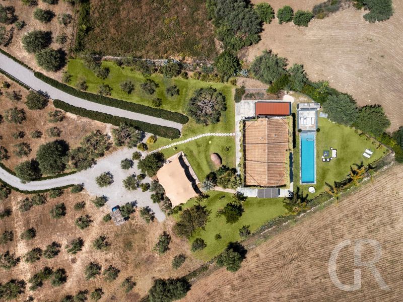 villa-agnese-blick-aus-der-luft.jpg