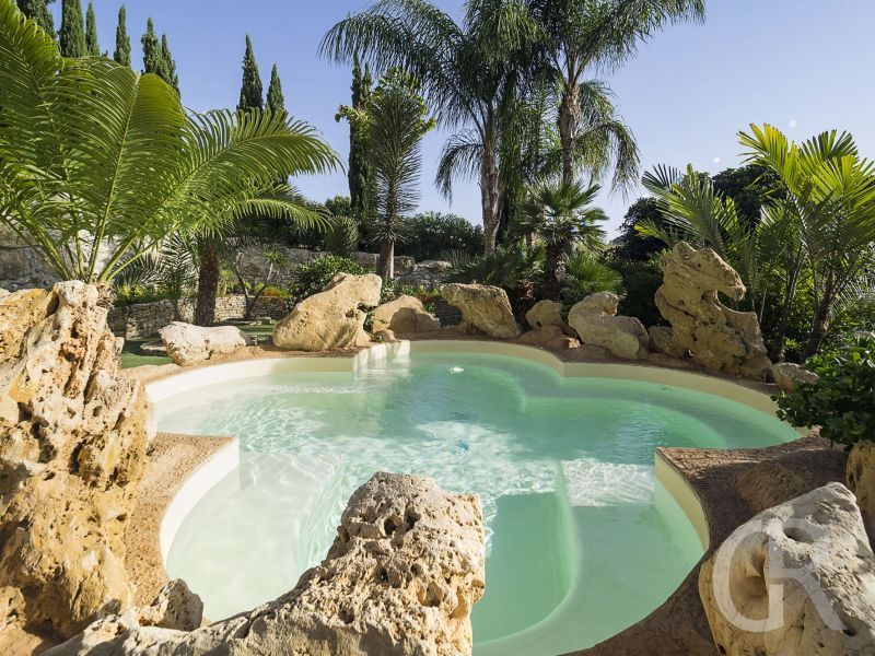 villa-agora-toller-pool.jpg
