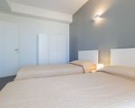 villa-anthea-geraumiges-schlafzimmer.jpg