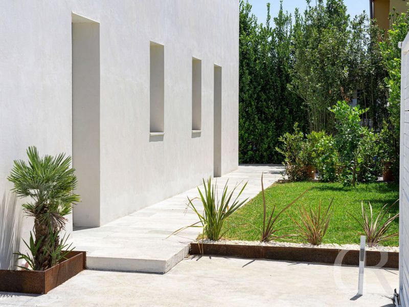 villa-bonita-kleiner-gartenausblick.jpg