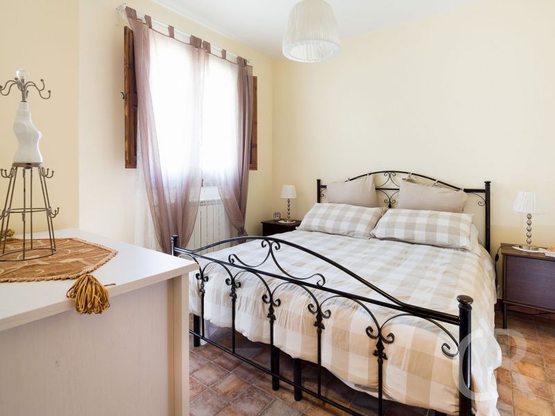 villa-dora-doppelbett.jpg