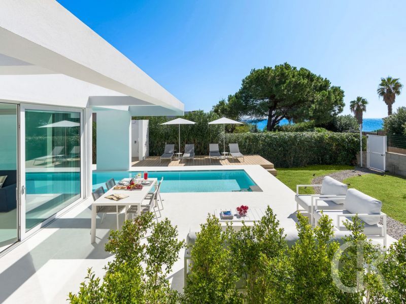 villa-gadir-pool.jpg