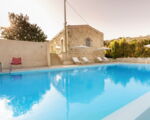 villa-luna-pool-und-villa.jpg