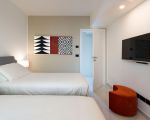 villa-zagara-schlafzimmer-mit-tv.jpg