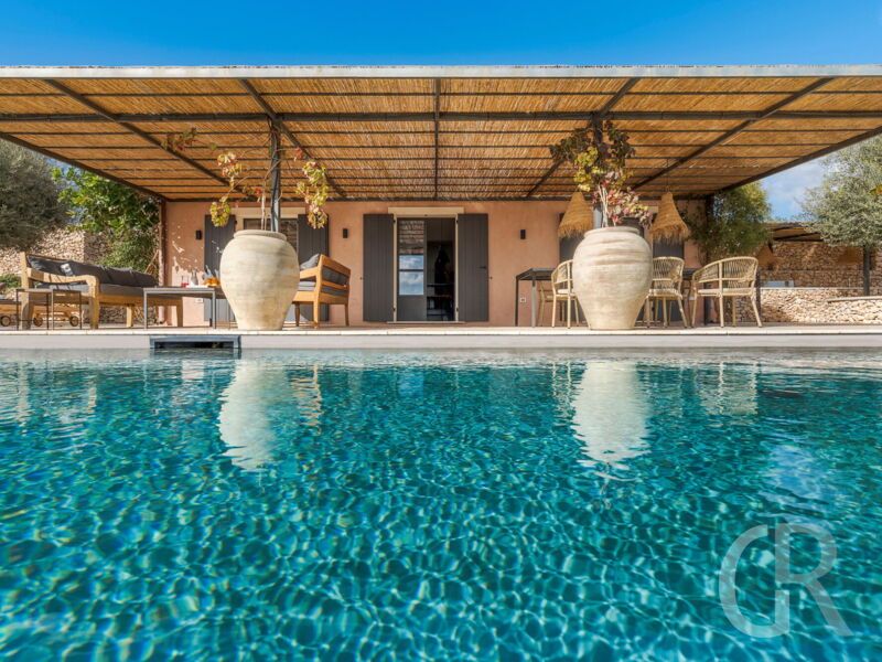 villa-ziguli-terrasse-und-pool.jpg