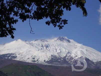 casa-di-pippinitto-schneebedeckter-etna.jpg