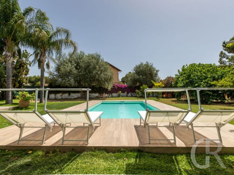 casa-limoni-sonnenterrasse-am-pool.jpg