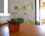 ferienwohnung-agave-esstisch.jpg