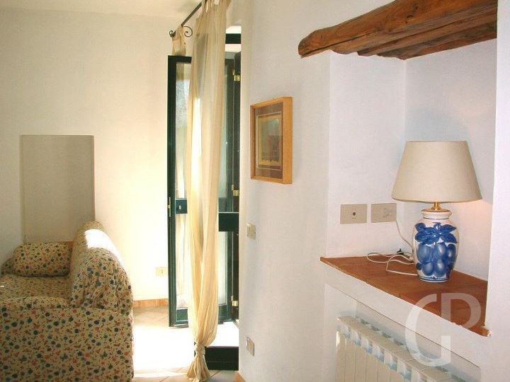 ferienwohnung-cafisi-wohnraum-mit-ausgang.jpg