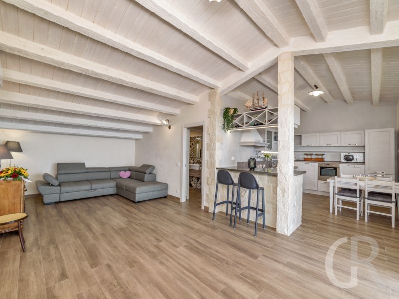 ferienwohnung-ducezio-blick-in-den-wohnraum.jpg