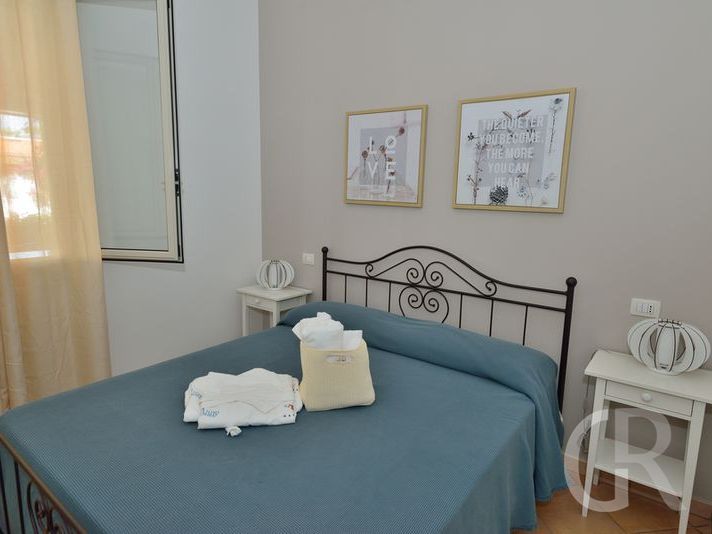 ferienwohnung-kalika-grosses-bett.jpg