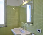 ferienwohnung-pistacchio-bad-mit-waschbecken.jpg