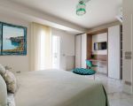 gran-tour-schlafraum-mit-doppelbett-und-schrank.jpg