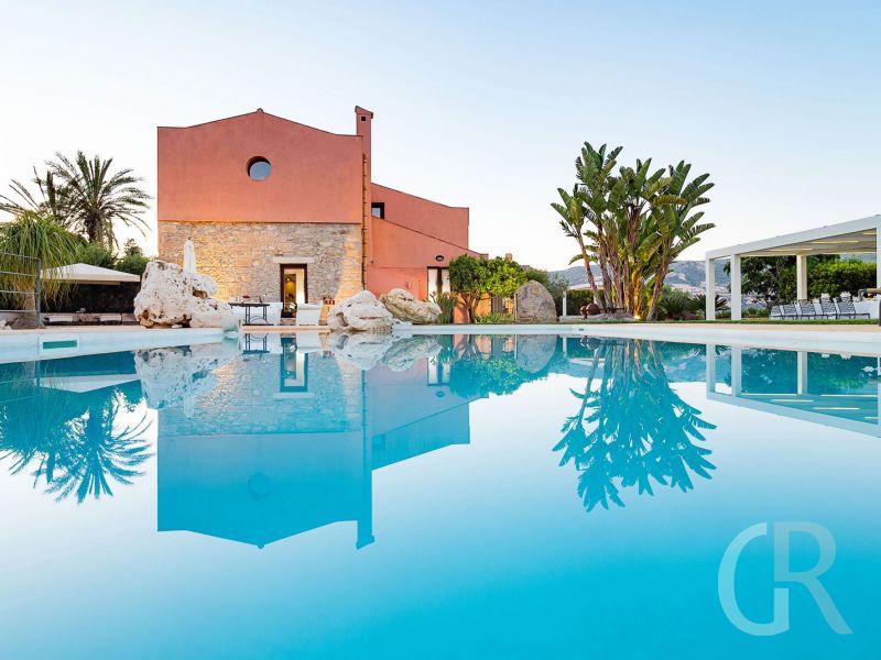 villa-ager-costa-am-pool.jpg