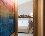 villa-agnese-blick-zum-doppelbett.jpg
