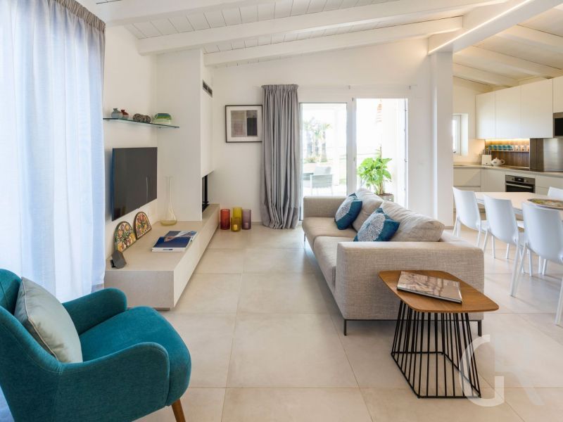 villa-azuela-wohnzimmer-mit-sofa.jpg