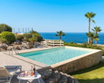 villa-del-mito-toller-platz-am-pool.jpg