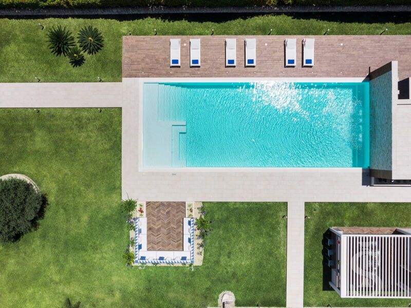 villa-diletta-pool-aus-der-luft.jpg