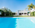 villa-flora-pool-und-villajpg.jpg