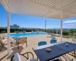 villa-ibla-ueberdachte-terrasse.jpg