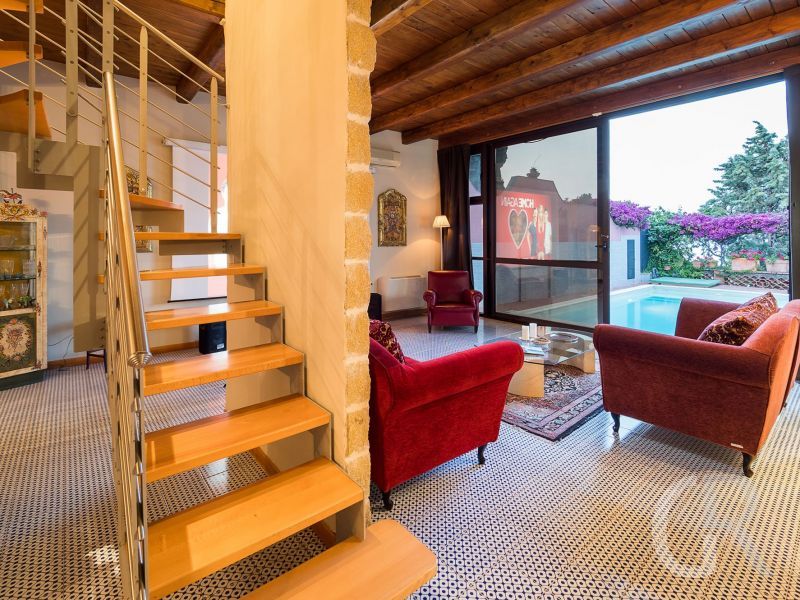 villa-la-boheme-wohnzimmer.jpg