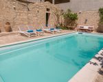 villa-la-forma-grosser-pool.jpg