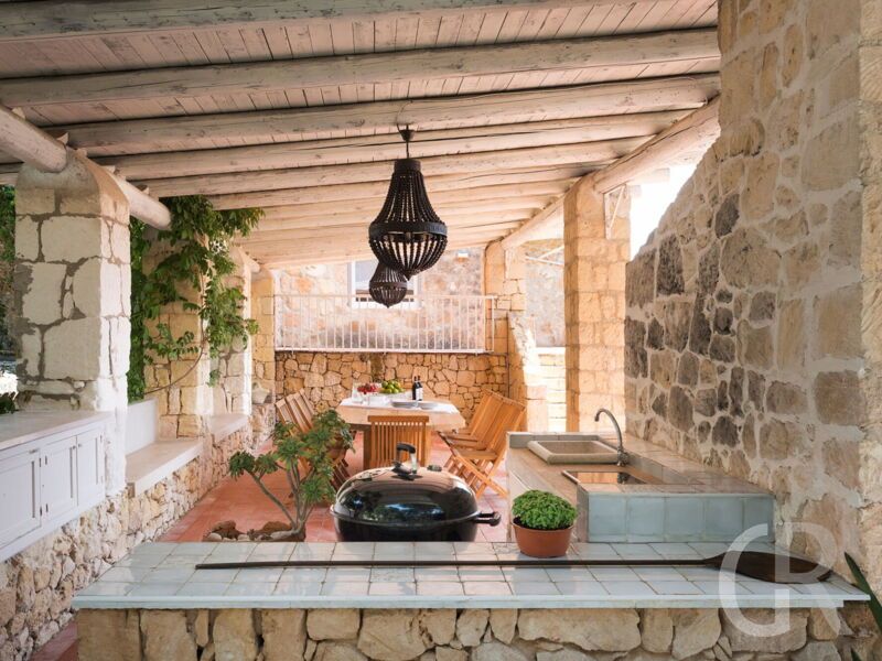 villa-maddalena-sommerkueche.jpg
