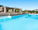 villa-mara-pool.jpg