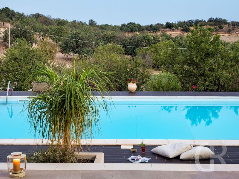 villa-mara-schwimmbad.jpg