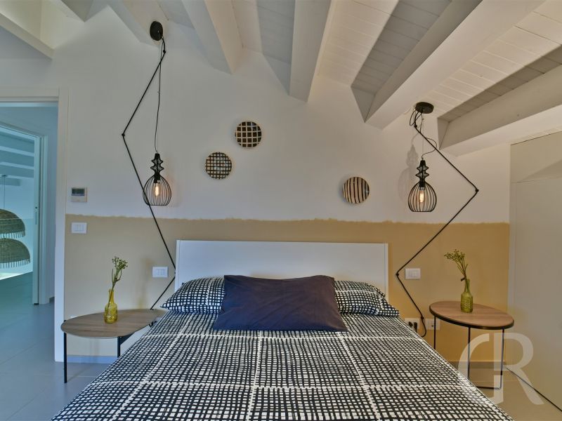 villa-nausica-grosses-doppelbett.jpg