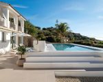 villa-pales-villa-und-pool.jpg