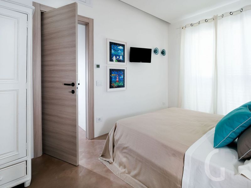 villa-palma-schlafzimmer-mit-grossem-bett.jpg