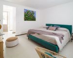 villa-pietra-del-sole-gruenes-doppelbett.jpg