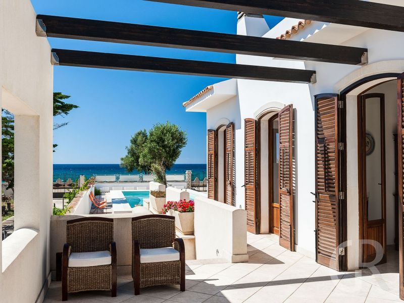 villa-profumo-terrasse-mit-meerblick.jpg