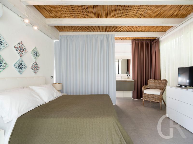 villa-stella-maris-grosses-doppelbett.jpg