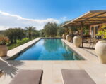 villa-ziguli-am-pool.jpg