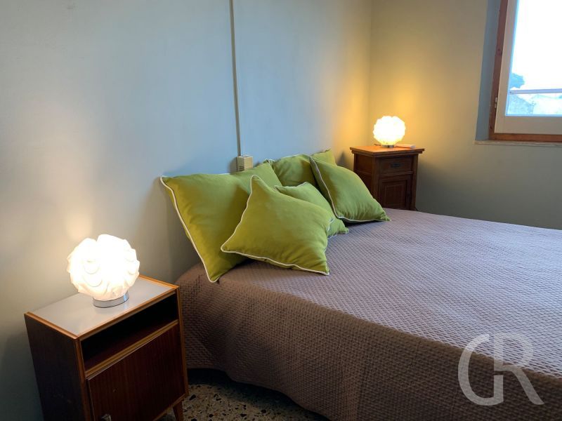 bonagia-ferienwohnung-bel-vedere-schlafzimmer-mit-doppelbett.JPG