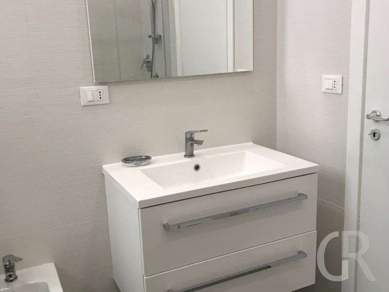 casa-caferi-modernes-badezimmer.jpg