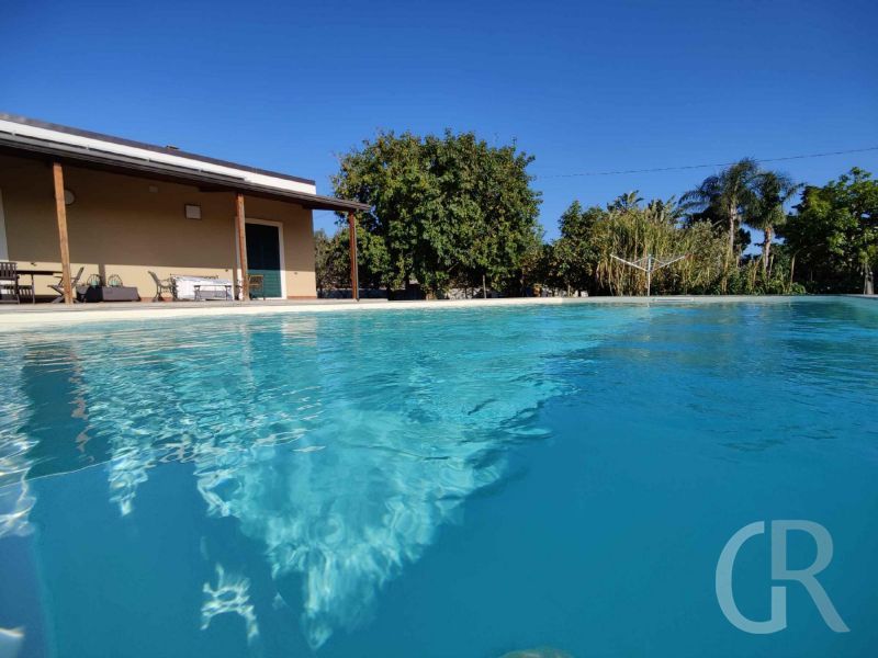 casa-pergola-grosser-pool.jpg