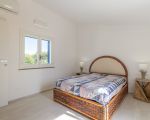 ferienhaus-clotilde-kleines-schlafzimmer.jpg