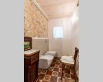 ferienwohnung-nolina-blick-ins-bad.jpg